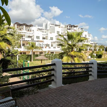 Bright 3 Bedroom Townhouse With Stunning Views Estepona