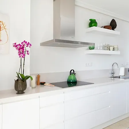 Apartment Bright 3 Bedroom Townhouse With Stunning Views Estepona