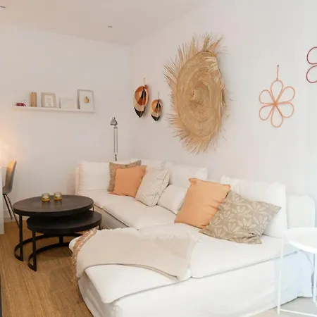 Apartment Bright 3 Bedroom Townhouse With Stunning Views Estepona